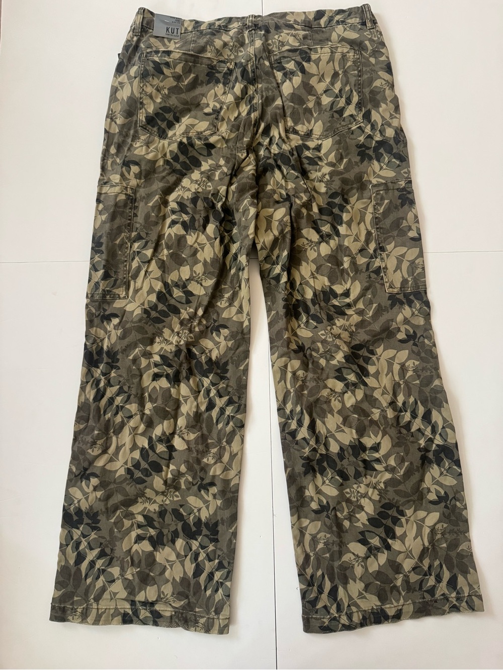 KUT Jodi High Rise Wide Straight Leg - Picture 2 of 6